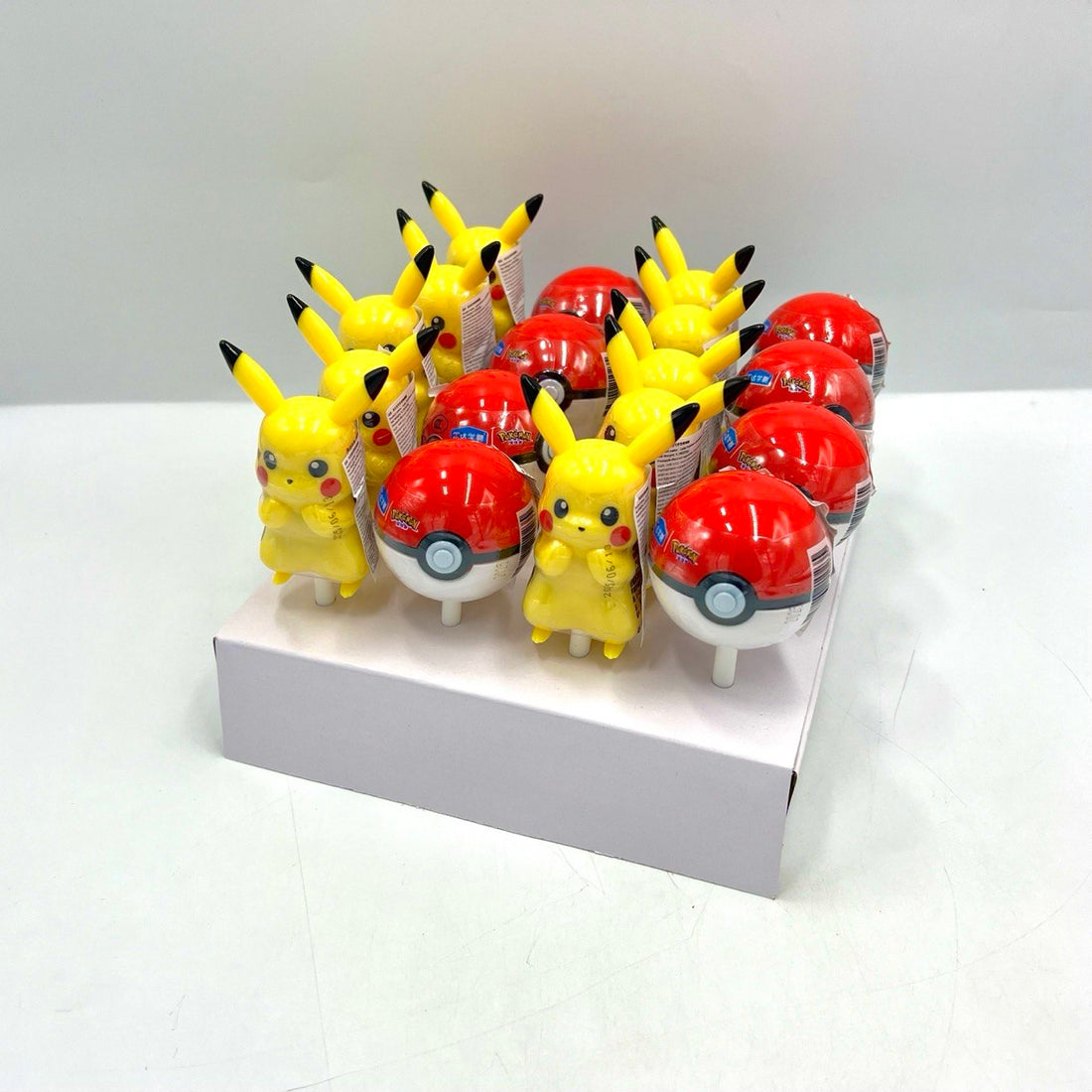 Pokemon Lollipops Pineapple & Melon 18pck*8g